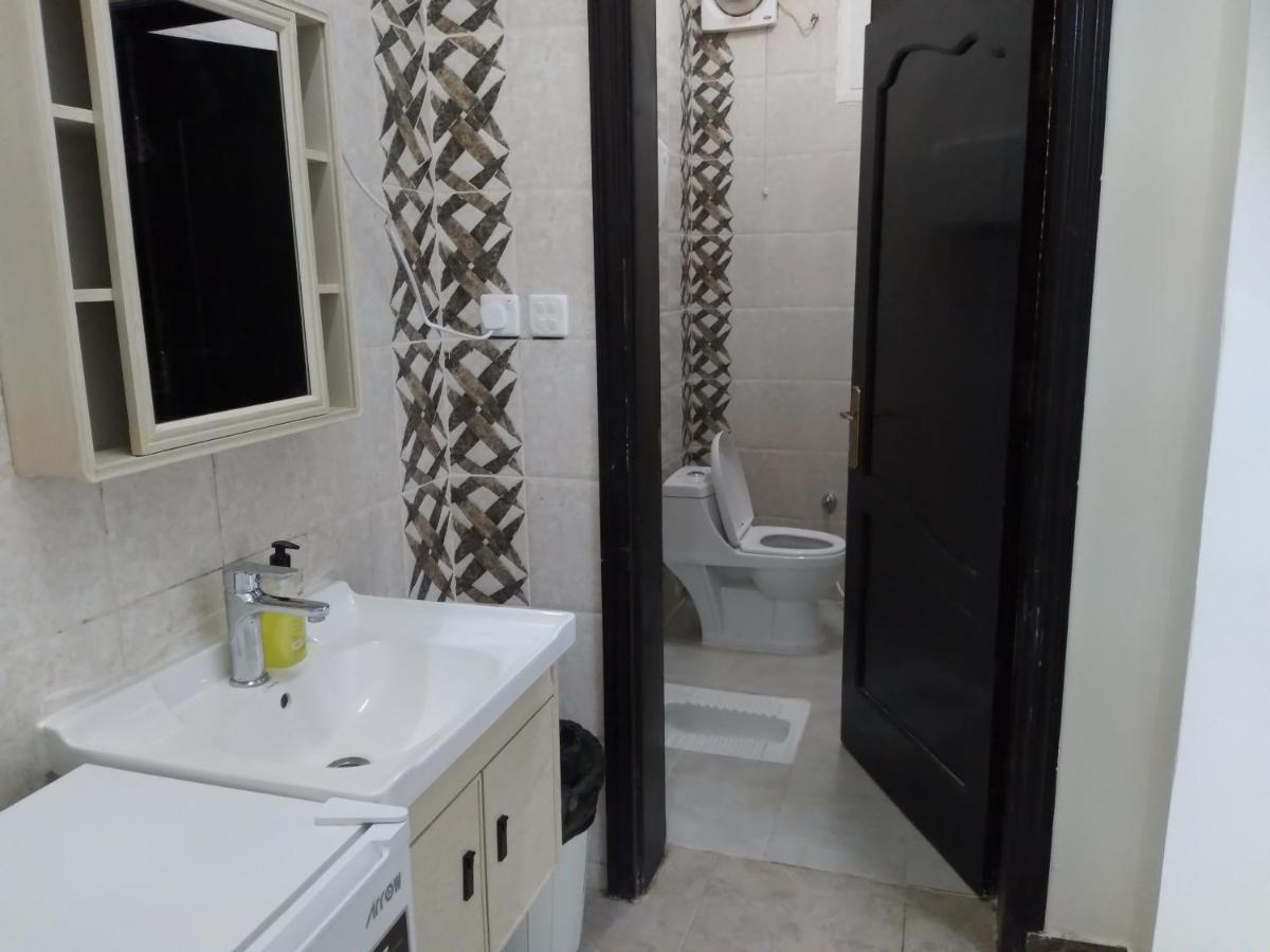 Al-Olaya Apartment Umm Lajj Exteriör bild