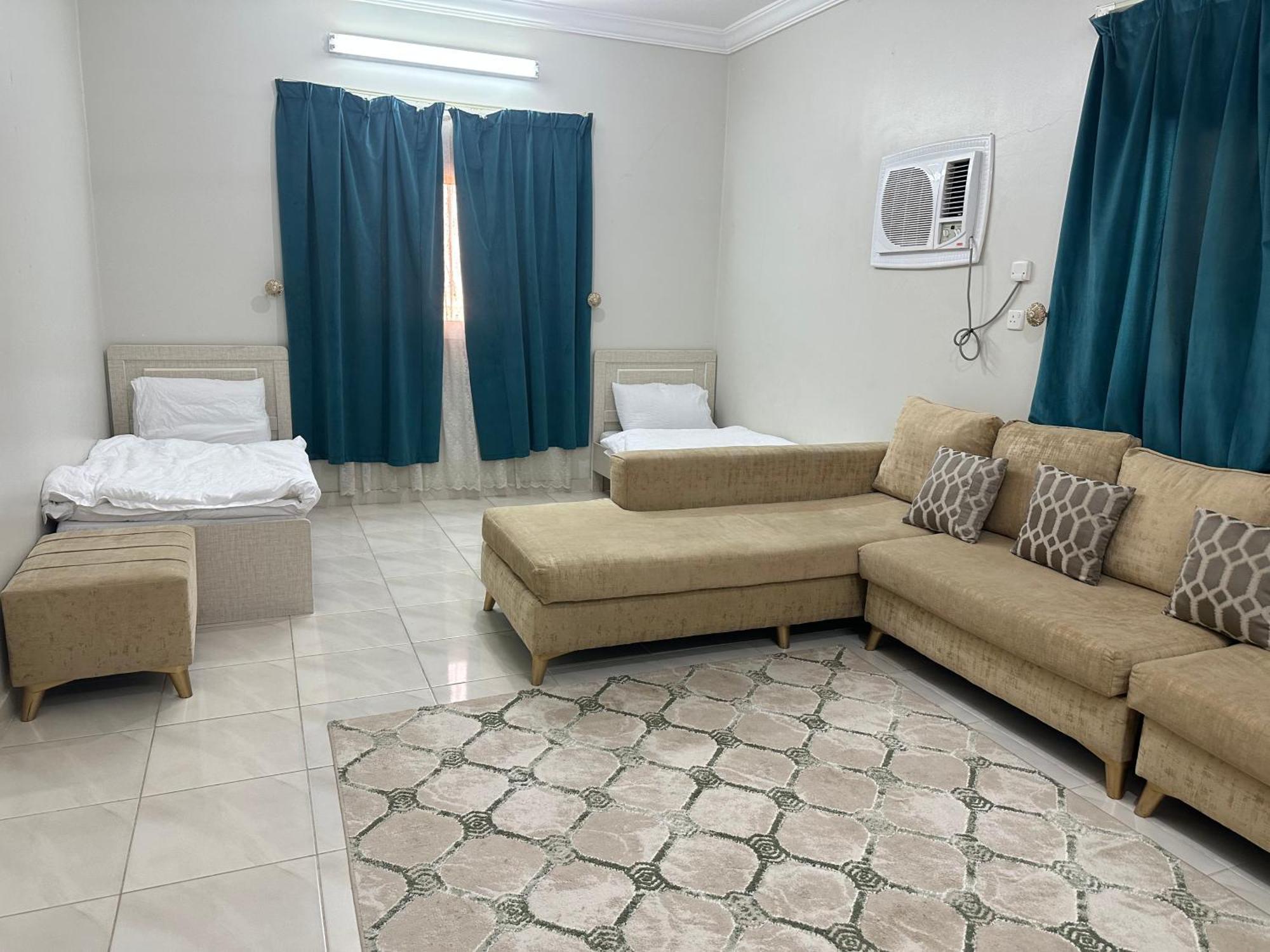 Al-Olaya Apartment Umm Lajj Exteriör bild